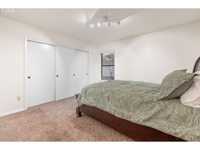 1734 ARCH Ln, Brookings, OR 97415