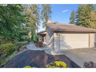 1734 ARCH Ln, Brookings, OR 97415