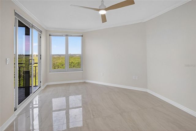 5430 EAGLES POINT CIRCLE 202, Sarasota, FL 34231