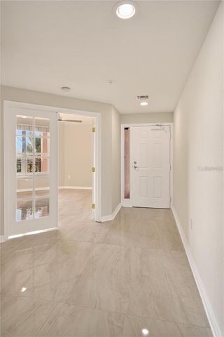 5430 EAGLES POINT CIRCLE 202, Sarasota, FL 34231