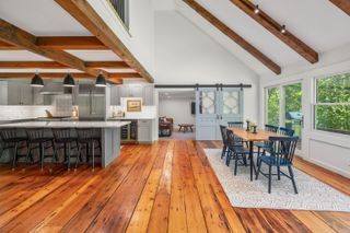 47 Hollow View Road, Stowe, VT 05672