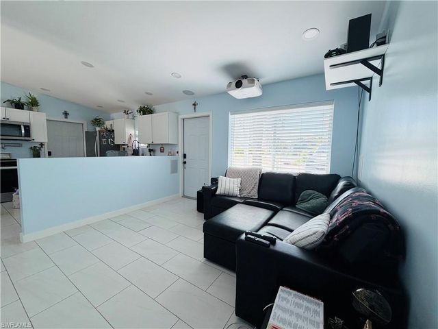 149 Hibiscus DR, Fort Myers Beach, FL 33931