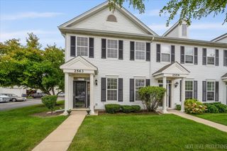 2563 Congress Avenue, Aurora, IL 60503