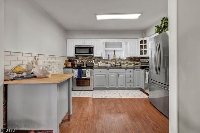 103 Houston St, Newark City, NJ 07105