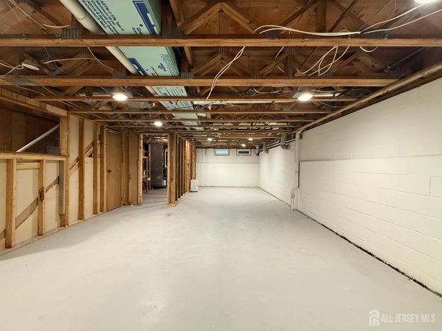 6 Allison Drive, East Brunswick, NJ 08816