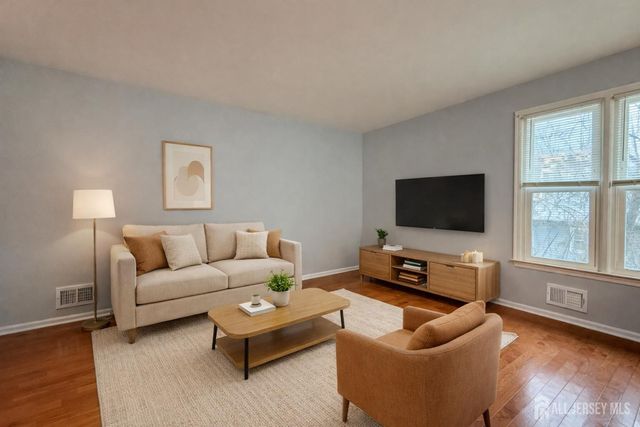 6 Allison Drive, East Brunswick, NJ 08816