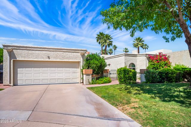 8330 E SAN BERNARDO Drive, Scottsdale, AZ 85258