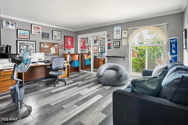 8330 E SAN BERNARDO Drive, Scottsdale, AZ 85258
