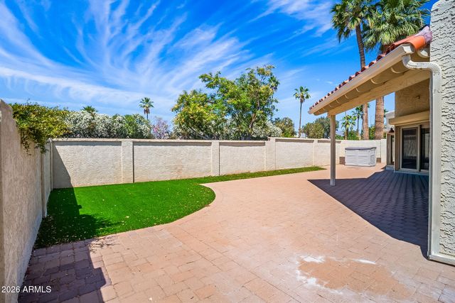8330 E SAN BERNARDO Drive, Scottsdale, AZ 85258
