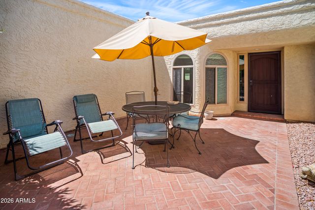 8330 E SAN BERNARDO Drive, Scottsdale, AZ 85258