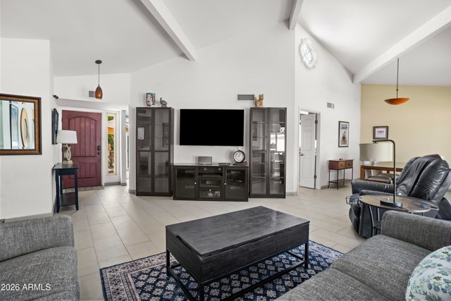 8330 E SAN BERNARDO Drive, Scottsdale, AZ 85258