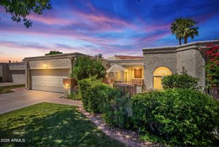 8330 E SAN BERNARDO Drive, Scottsdale, AZ 85258