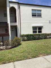 7701 STARKEY ROAD 711, Seminole, FL 33777