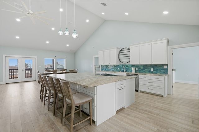 142-143 Channelview Road, Rockport, TX 78382