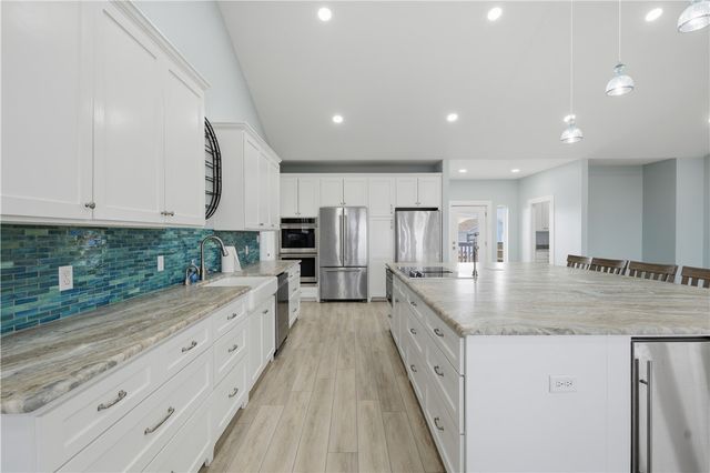 142-143 Channelview Road, Rockport, TX 78382