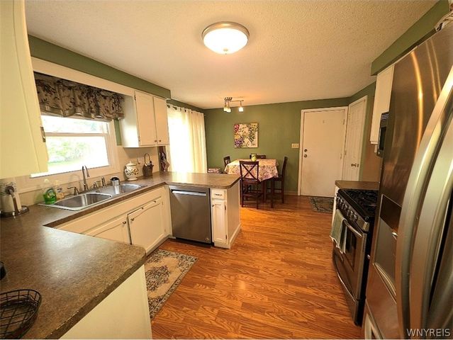 156 Hillpine Road, Cheektowaga, NY 14227