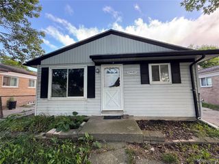 19633 14 Mile Road, Clinton Township, MI 48035