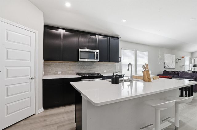 12206 Purple Prairie LN, Buda, TX 78610