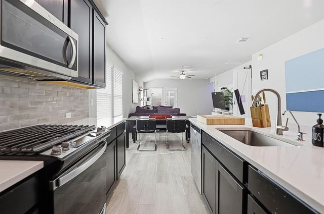 12206 Purple Prairie LN, Buda, TX 78610