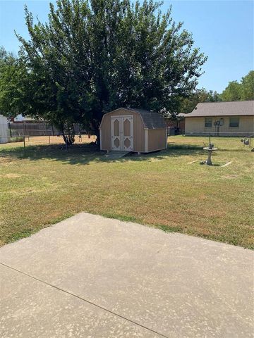 716 NW 17th Street, Moore, OK 73160