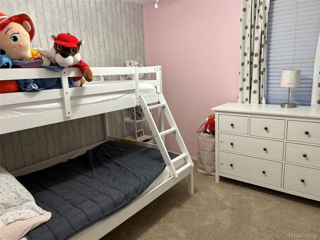 15925 N Franklin Drive 125, Clinton Charter Township, MI 48038