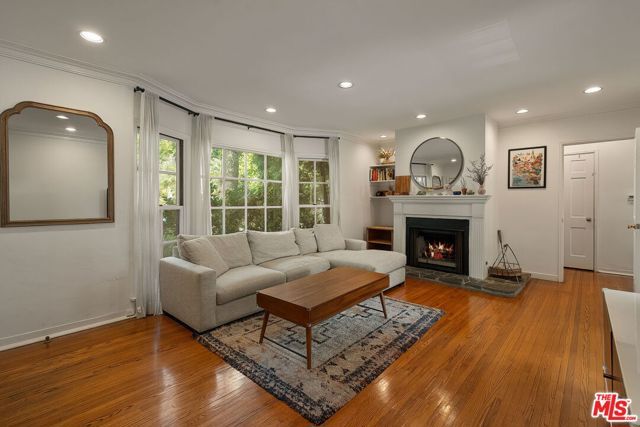 1321 N Hayworth Avenue A, West Hollywood, CA 90046