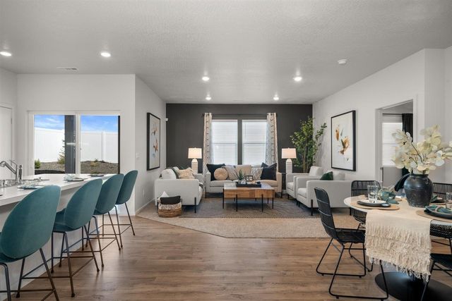 10188 W Sorenstam Rd, Cheney, WA 99004