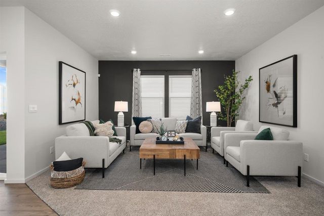 10188 W Sorenstam Rd, Cheney, WA 99004