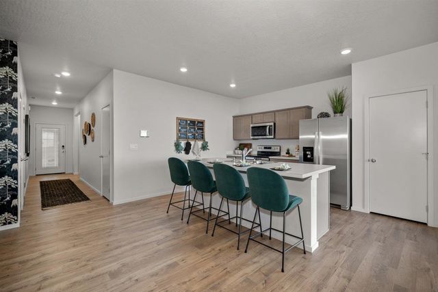 10188 W Sorenstam Rd, Cheney, WA 99004