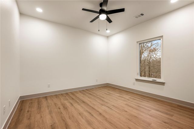 5 Carpenter Lane, Bella Vista, AR 72715