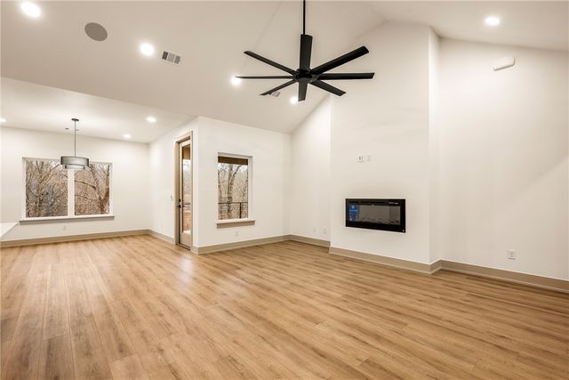 5 Carpenter Lane, Bella Vista, AR 72715