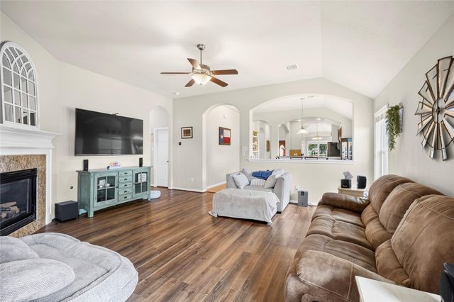 21446 Kirsten Falls Drive, Porter, TX 77365