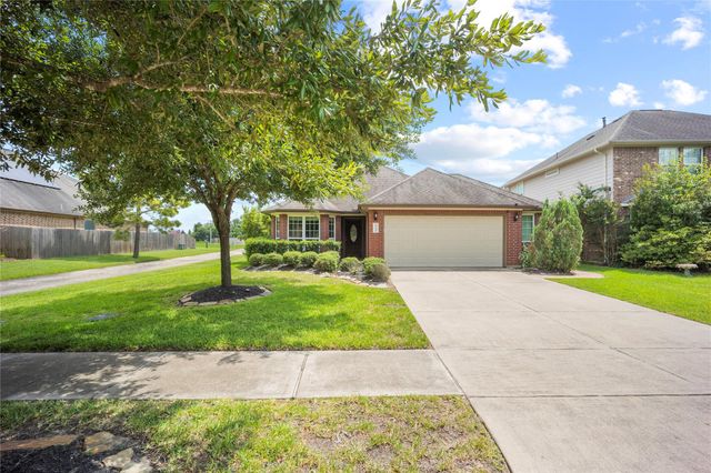 21446 Kirsten Falls Drive, Porter, TX 77365