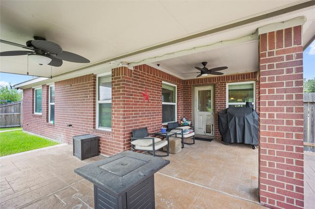 21446 Kirsten Falls Drive, Porter, TX 77365