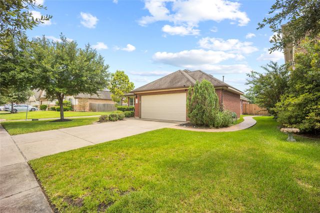 21446 Kirsten Falls Drive, Porter, TX 77365