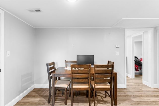 21 Dale Rd, Holbrook, MA 02343