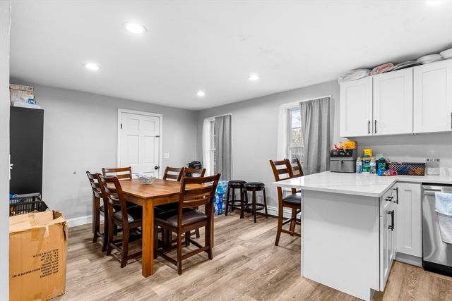 21 Dale Rd, Holbrook, MA 02343