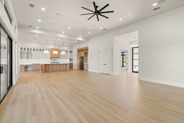 3527 Otis Ave, West Sacramento, CA 95691