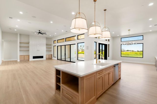 3527 Otis Ave, West Sacramento, CA 95691