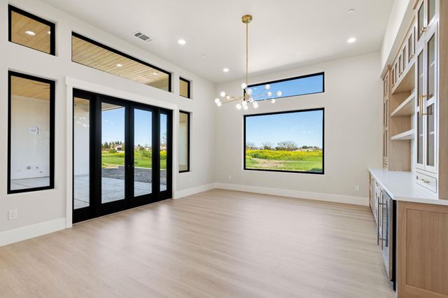 3527 Otis Ave, West Sacramento, CA 95691