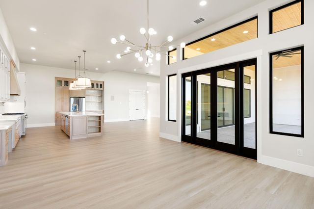 3527 Otis Ave, West Sacramento, CA 95691