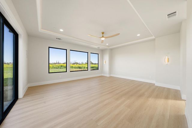 3527 Otis Ave, West Sacramento, CA 95691