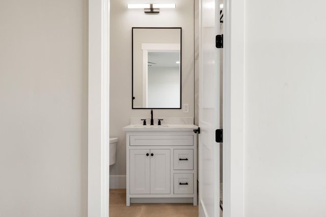 3527 Otis Ave, West Sacramento, CA 95691