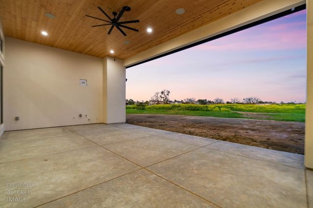 3527 Otis Ave, West Sacramento, CA 95691