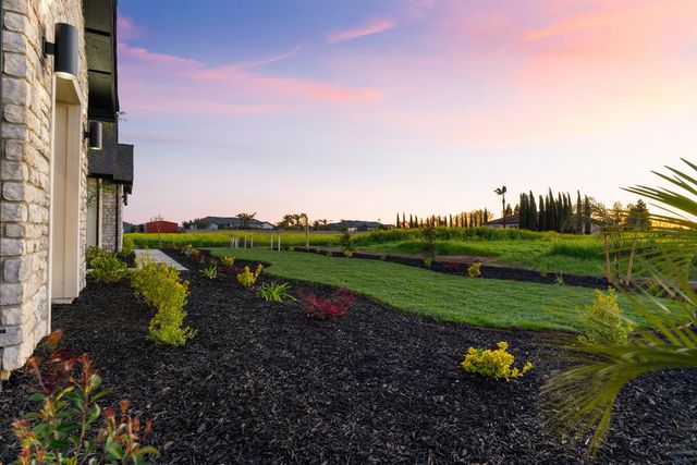 3527 Otis Ave, West Sacramento, CA 95691