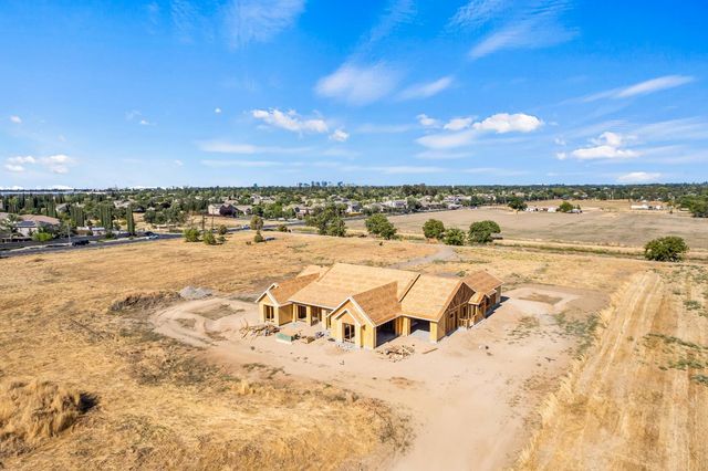 3527 Otis Ave, West Sacramento, CA 95691