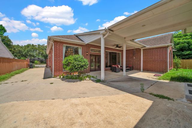 4317 Willowbend Boulevard, Houston, TX 77035