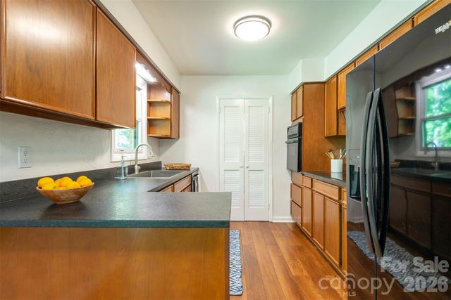 34 Goldmont Street, Black Mountain, NC 28711