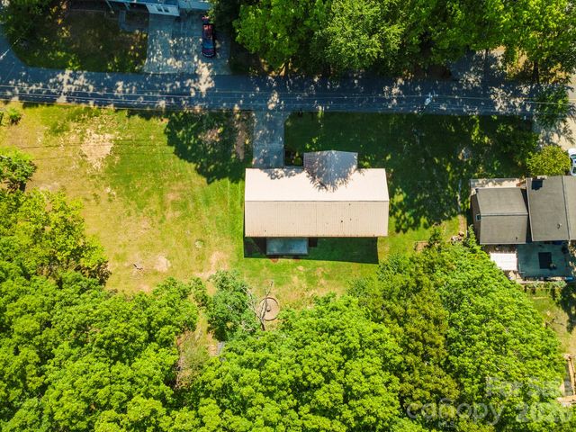 34 Goldmont Street, Black Mountain, NC 28711