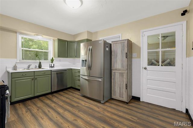 9843 Jacobi Avenue, St Louis, MO 63136